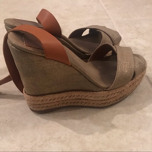 Tory Burch Wedges - Picture 1 of 2